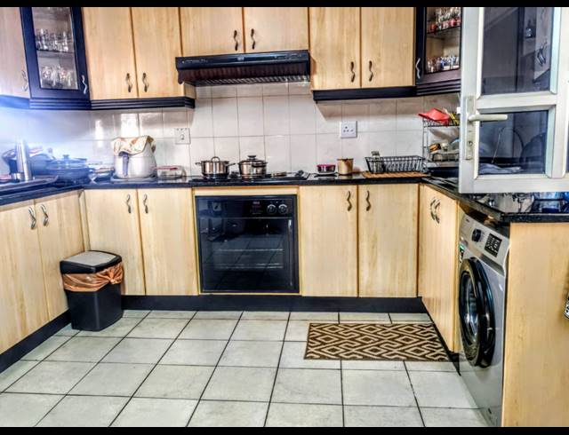 3 BEDROOM HOUSE FOR SALE IN HILLARY